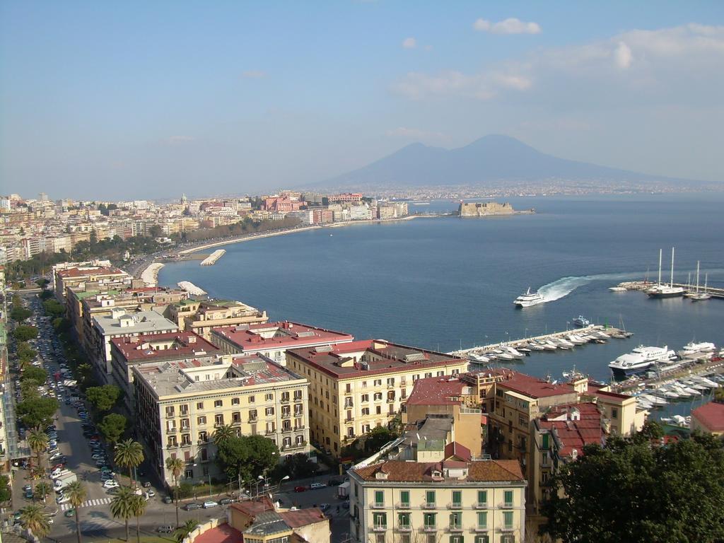Regina Suite Napoli Eksteriør bilde