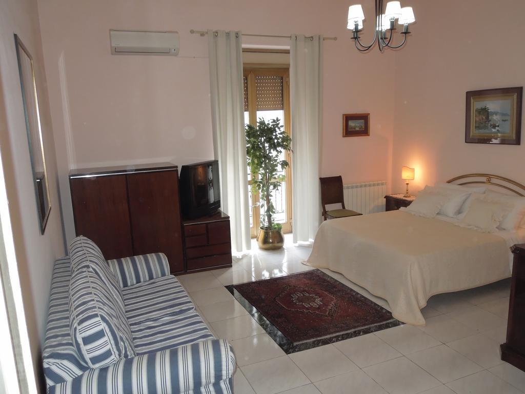 Regina Suite Napoli Eksteriør bilde